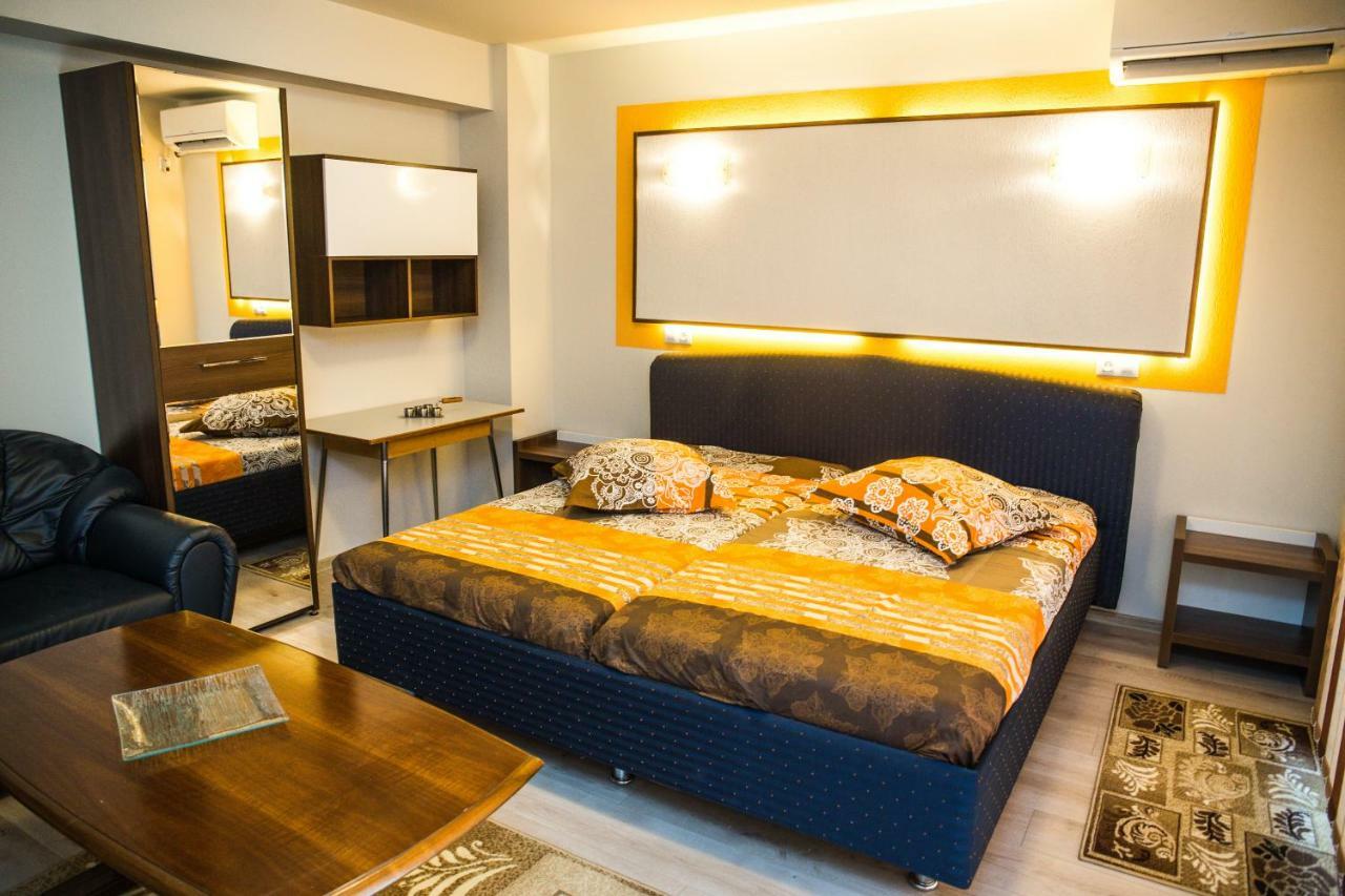 Apartament Calea Bucuresti Питешти Экстерьер фото